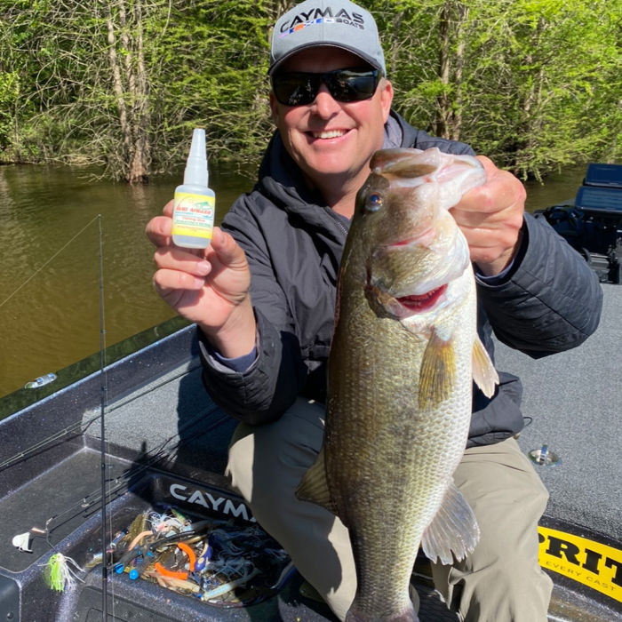 Avid Angler Solutions Fishing Glue - Image 4